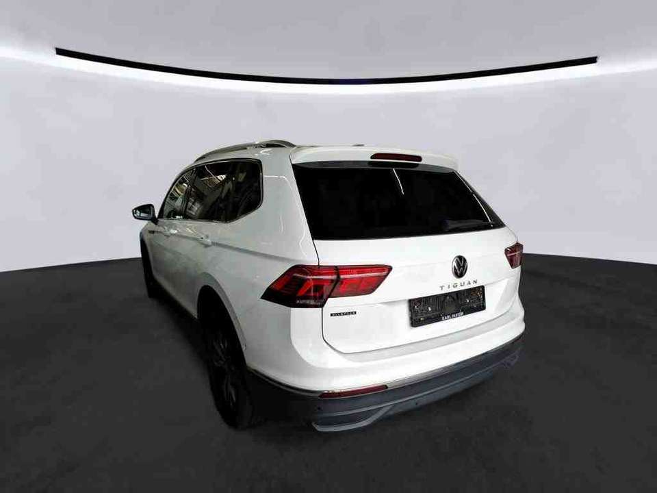Volkswagen Tiguan Allspace - Imagem 6