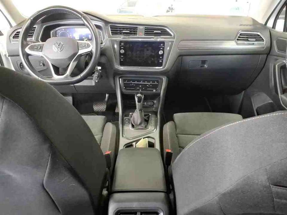 Volkswagen Tiguan Allspace - Imagem 7
