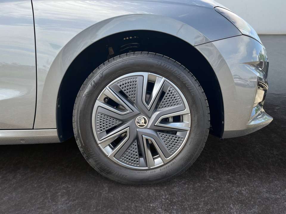 Skoda Fabia - Imagem 15
