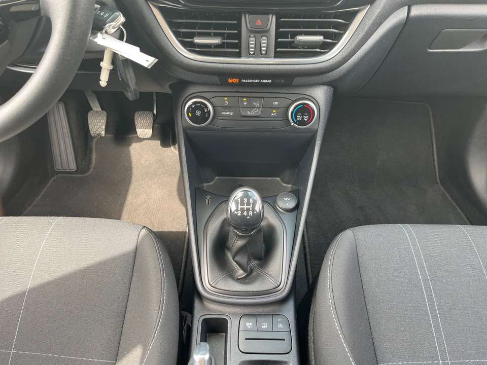 Ford Fiesta - Imagem 9