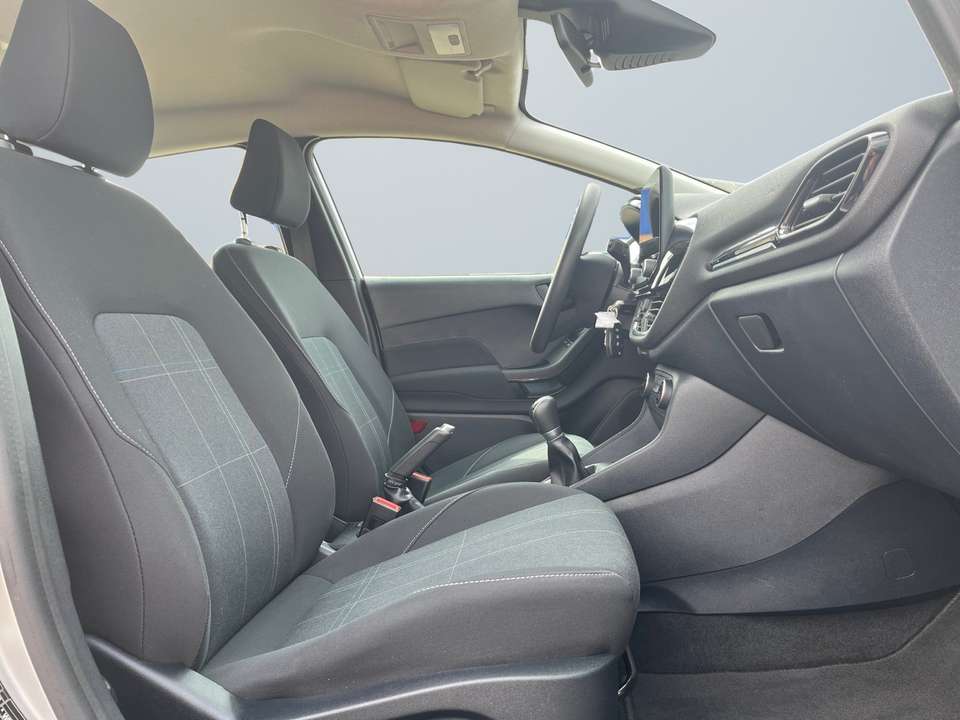 Ford Fiesta - Imagem 10