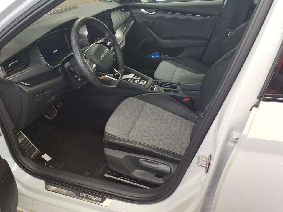 Skoda Octavia - Imagem 3