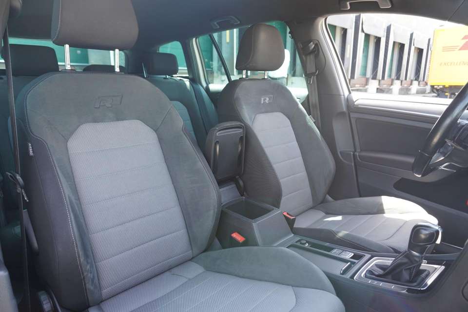 Volkswagen Golf Variant - Imagem 14