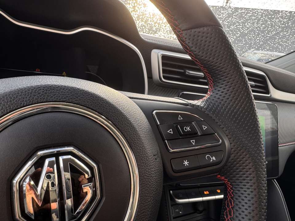 MG ZS - Imagem 11
