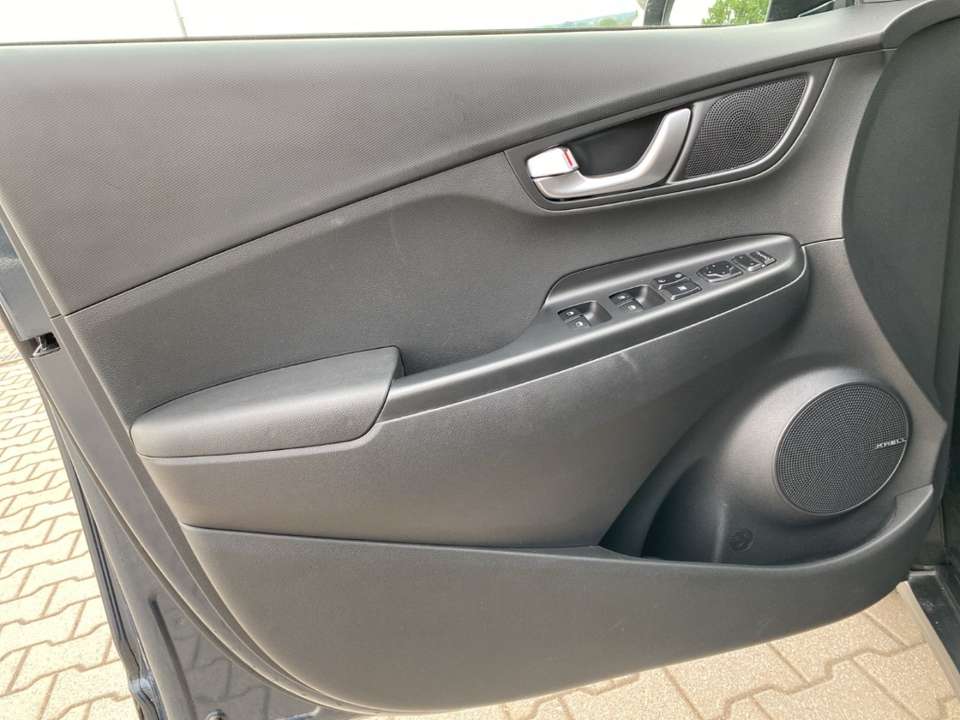 Hyundai KONA - Imagem 13