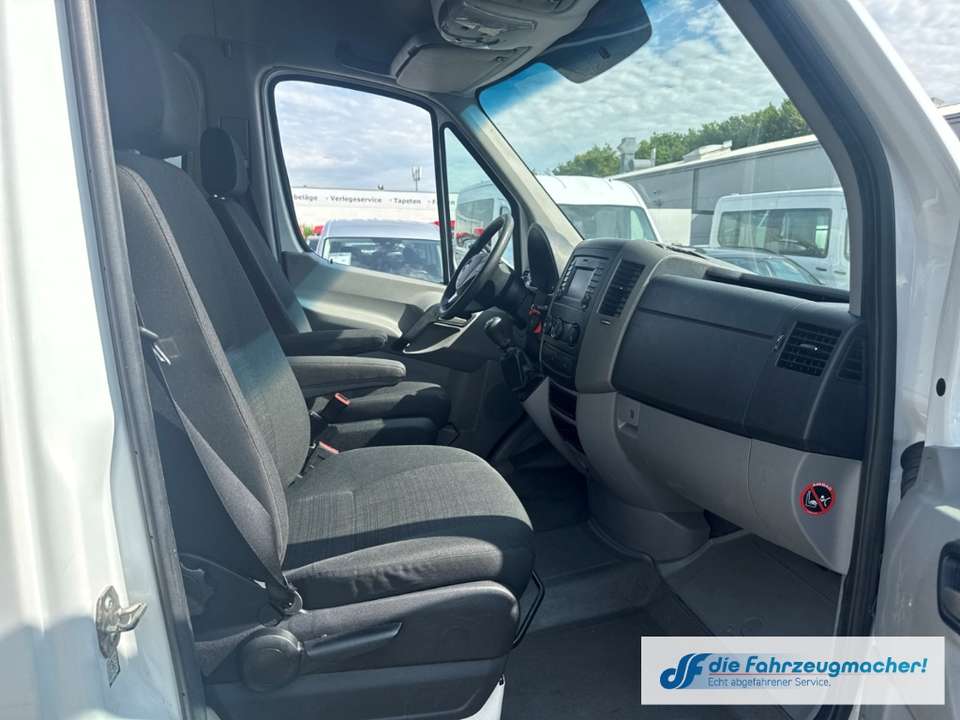 Mercedes-Benz Sprinter - Imagem 15