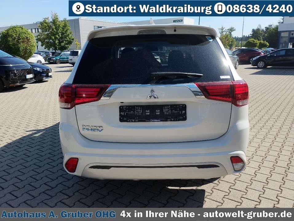 Mitsubishi Outlander - Imagem 6