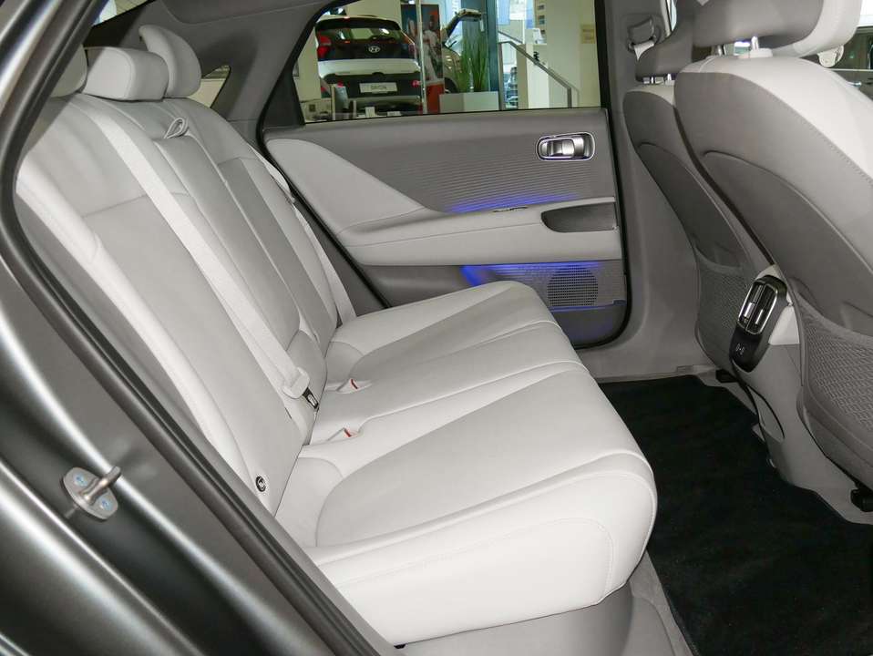 Hyundai IONIQ 6 - Imagem 8