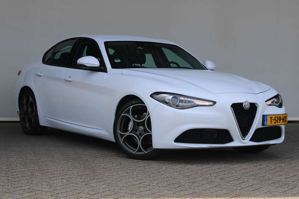 Alfa Romeo Giulia - Imagem 3