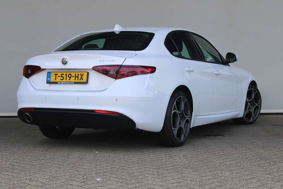 Alfa Romeo Giulia - Imagem 5
