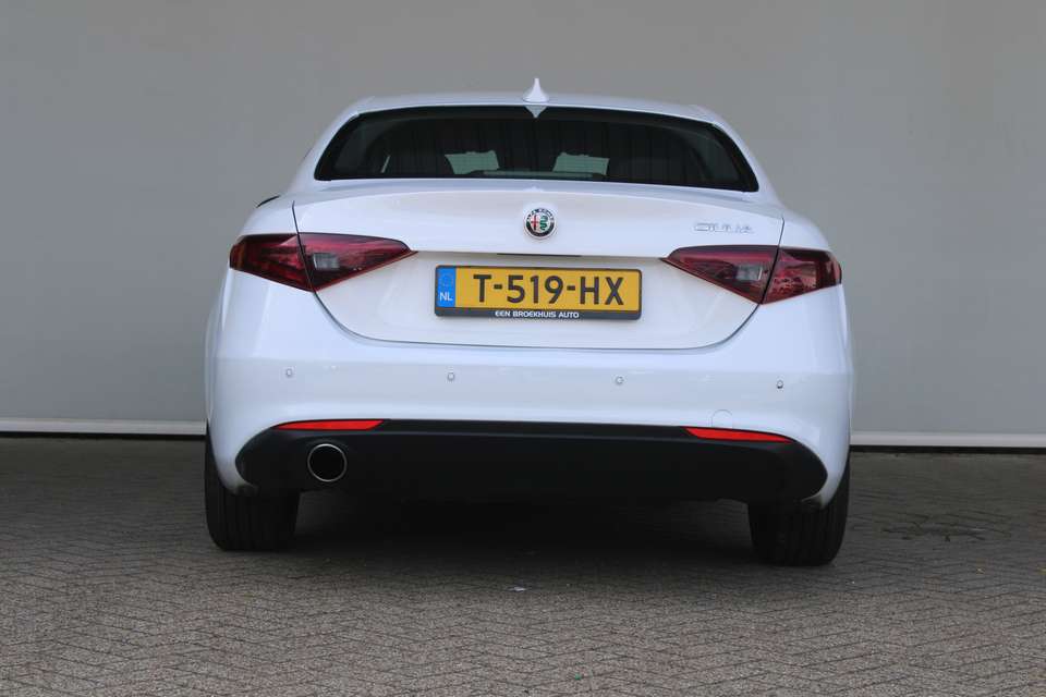 Alfa Romeo Giulia - Imagem 6