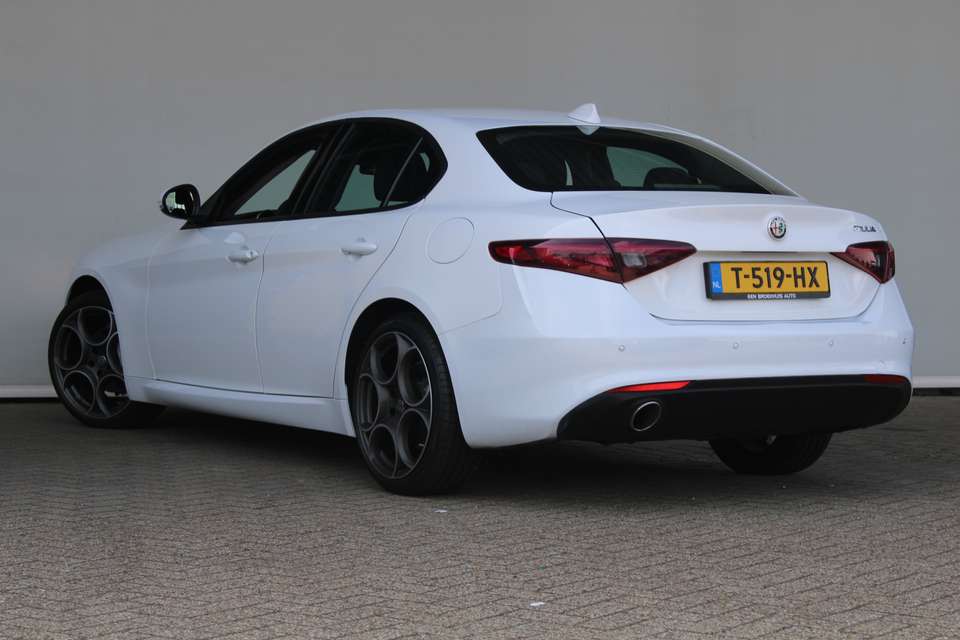 Alfa Romeo Giulia - Imagem 7