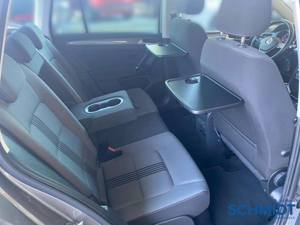 Volkswagen Golf Sportsvan - Imagem 14