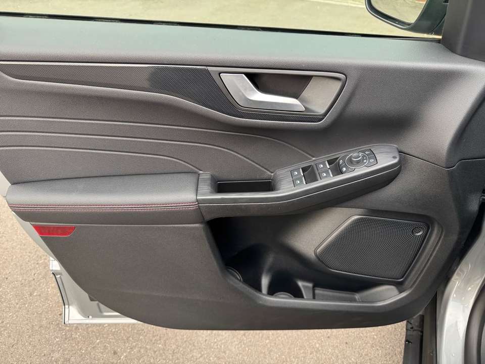Ford Kuga - Imagem 9