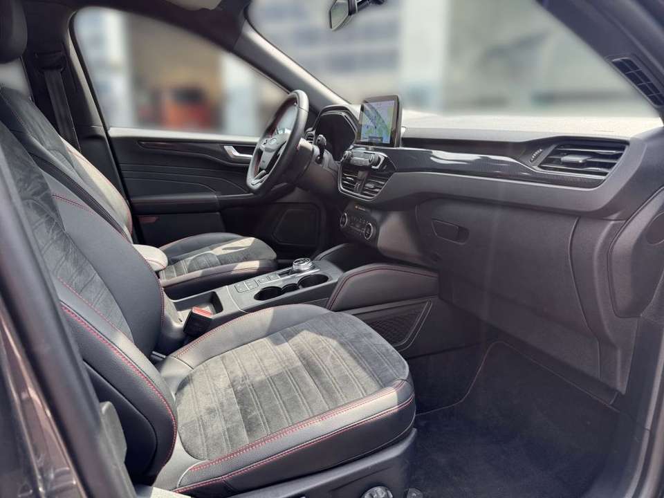 Ford Kuga - Imagem 15