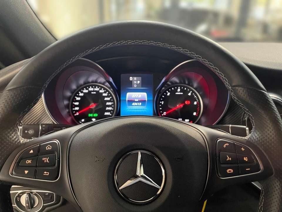 Mercedes-Benz V 250 - Imagem 8