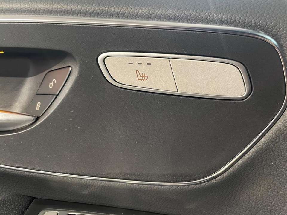 Mercedes-Benz V 250 - Imagem 13