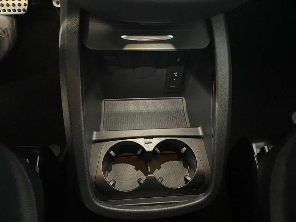 Mercedes-Benz V 250 - Imagem 14