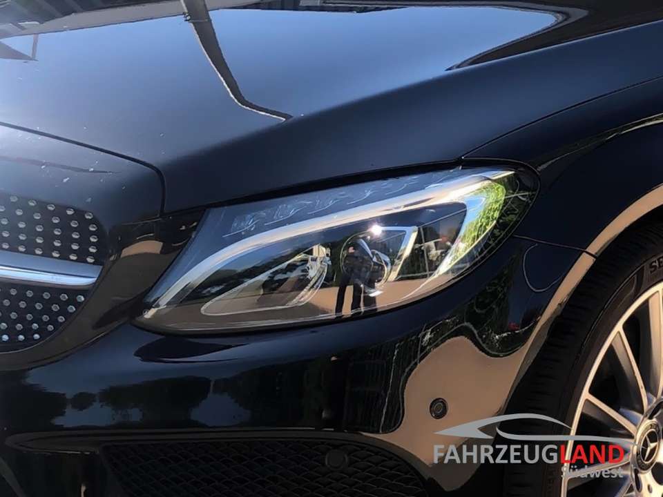 Mercedes-Benz C 400 - Imagem 5