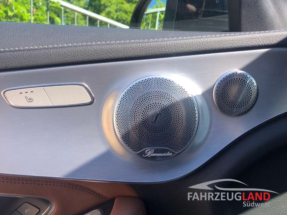 Mercedes-Benz C 400 - Imagem 14