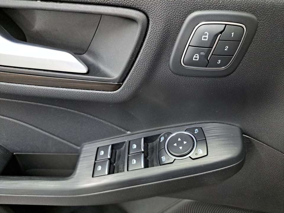 Ford Kuga - Imagem 12