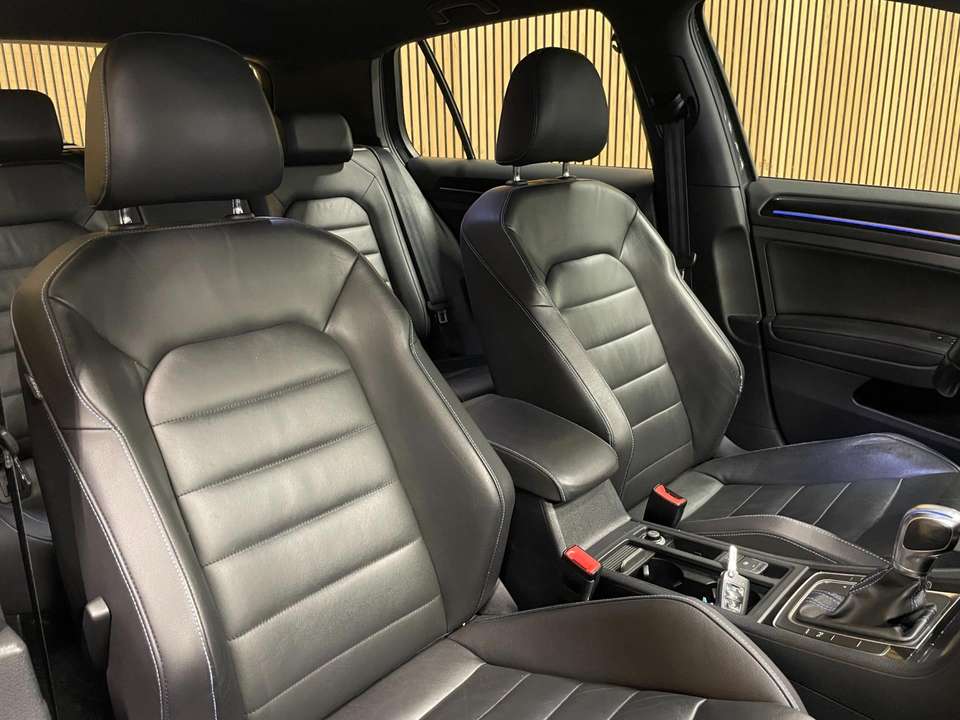 Volkswagen Golf GTE - Imagem 6