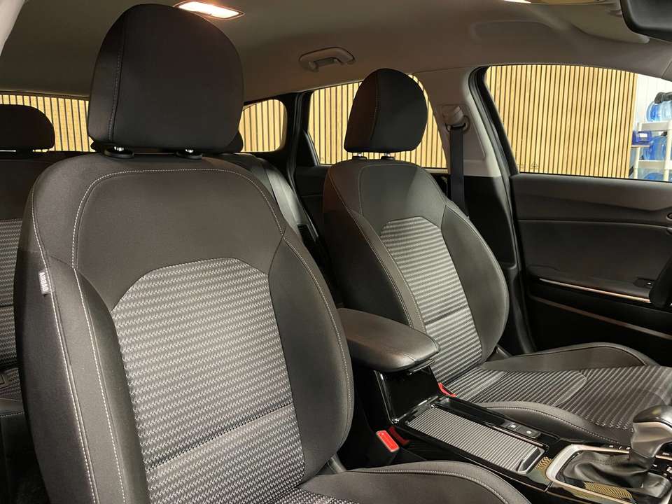 Kia Ceed SW / cee'd SW - Imagem 8