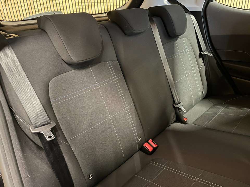 Ford Fiesta - Imagem 8