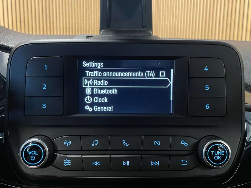 Ford Fiesta - Imagem 10