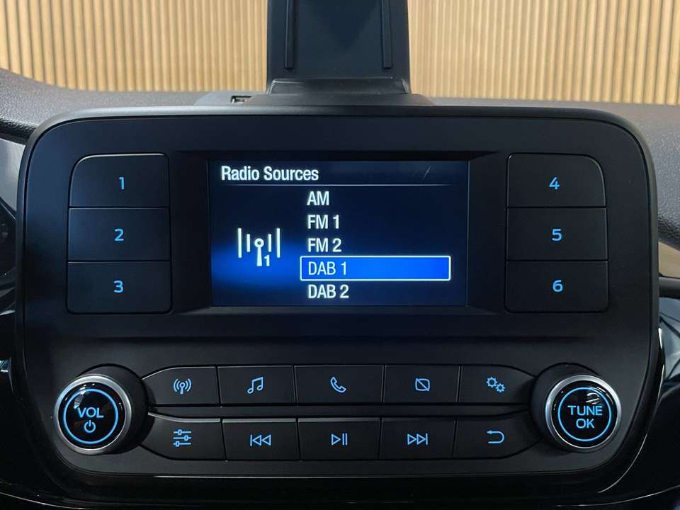 Ford Fiesta - Imagem 12