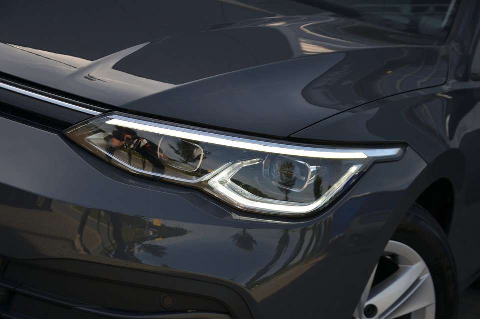 Volkswagen Golf Variant - Imagem 6