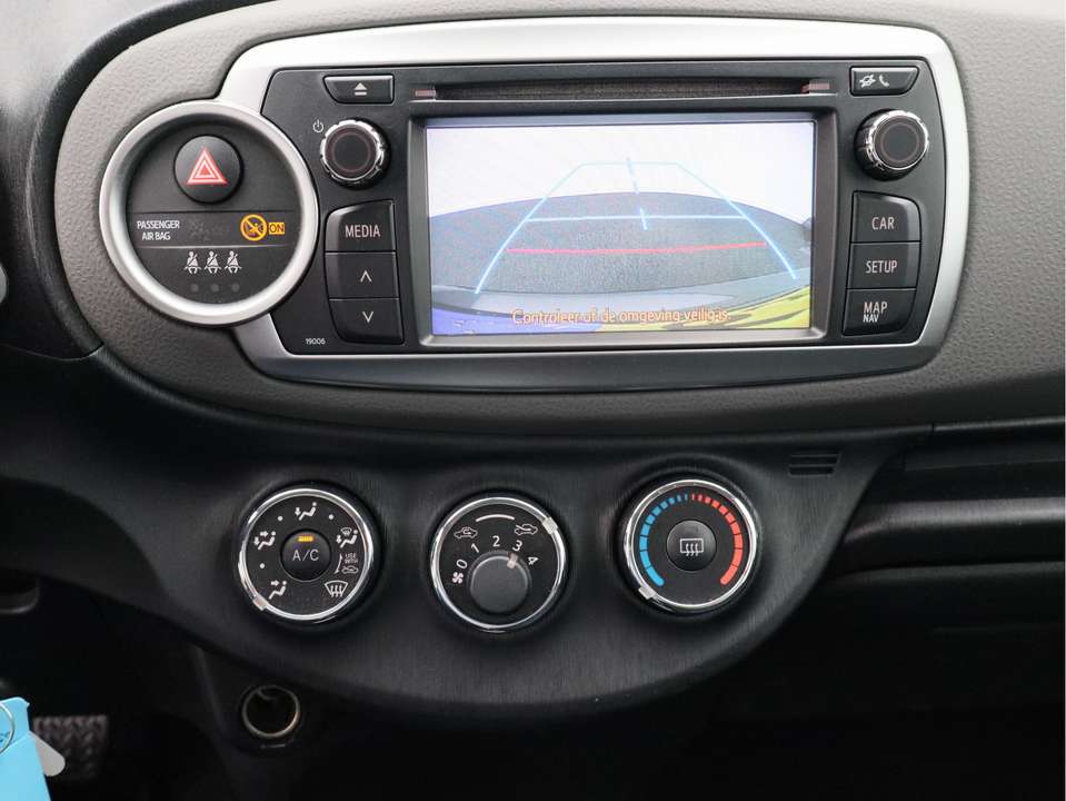 Toyota Yaris - Imagem 3