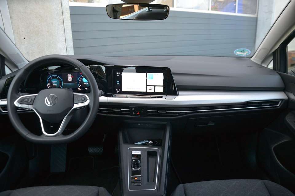 Volkswagen Golf Variant - Imagem 9