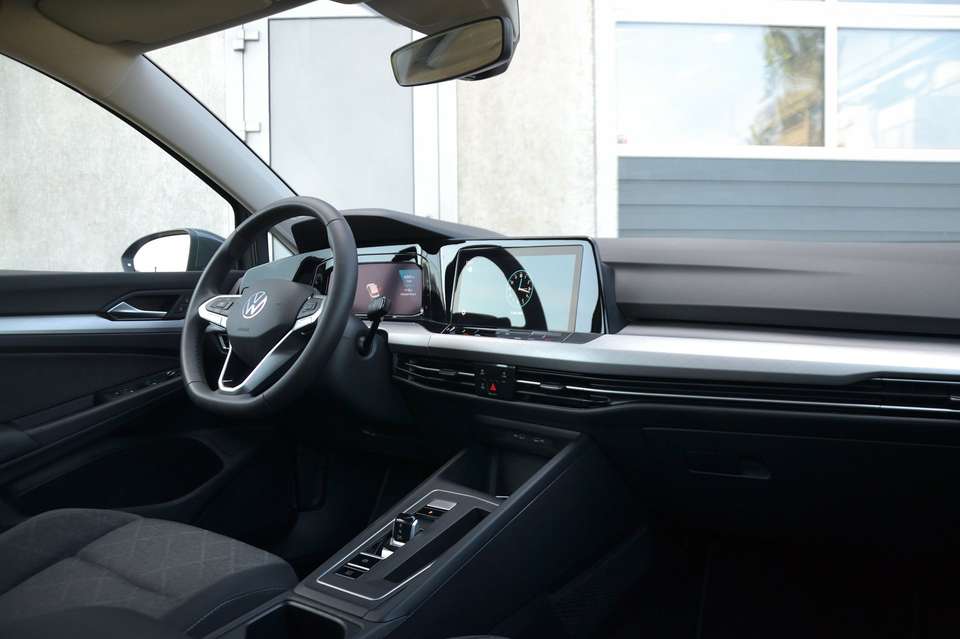 Volkswagen Golf Variant - Imagem 11