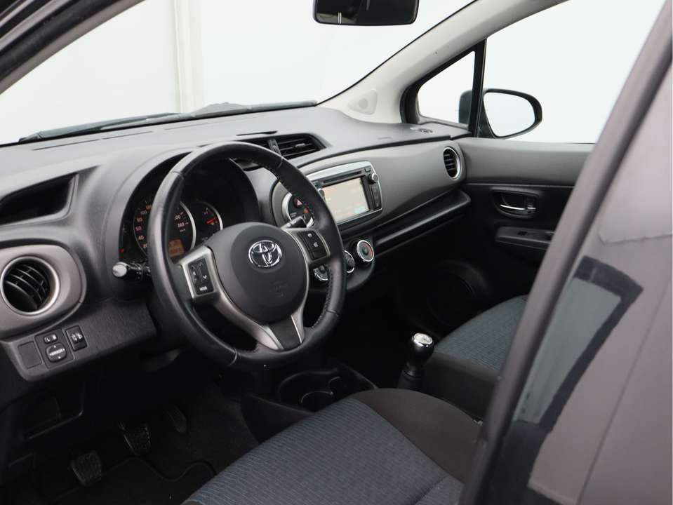 Toyota Yaris - Imagem 7