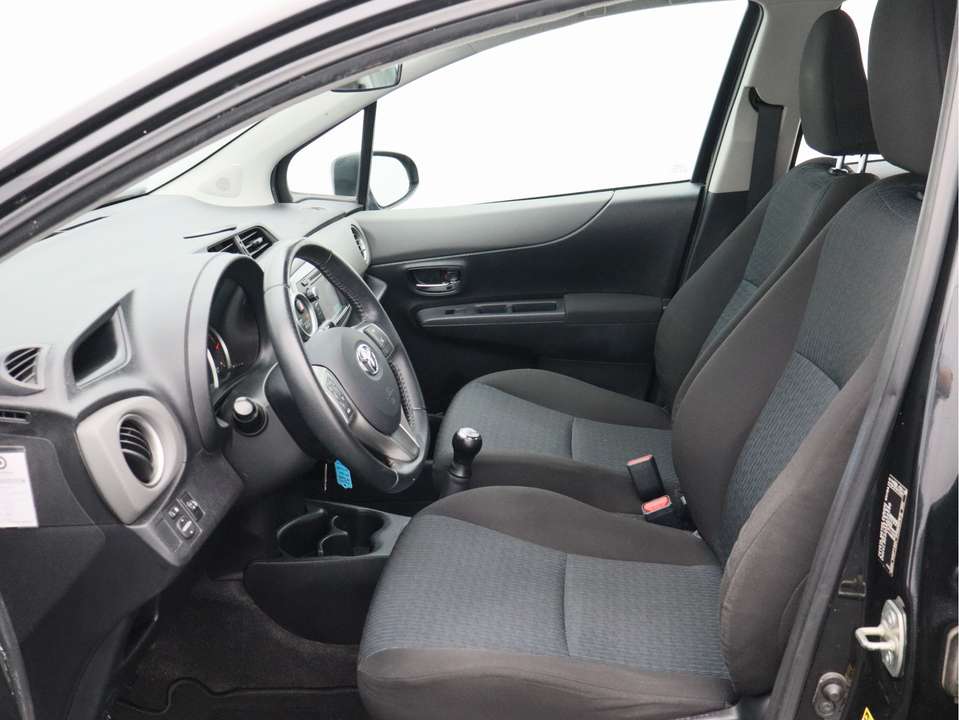 Toyota Yaris - Imagem 10