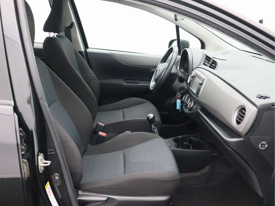 Toyota Yaris - Imagem 19