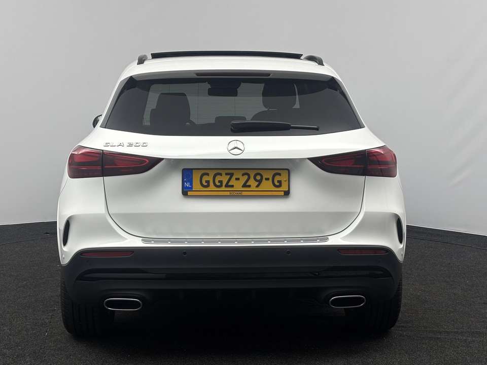 Mercedes-Benz GLA 200 - Imagem 17
