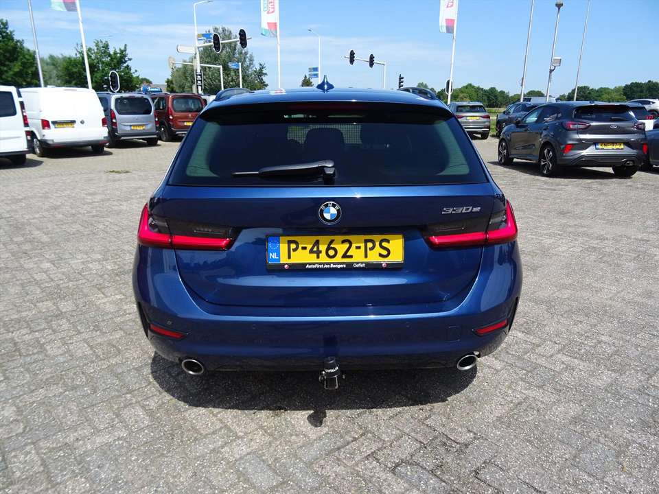 BMW 330 - Imagem 5