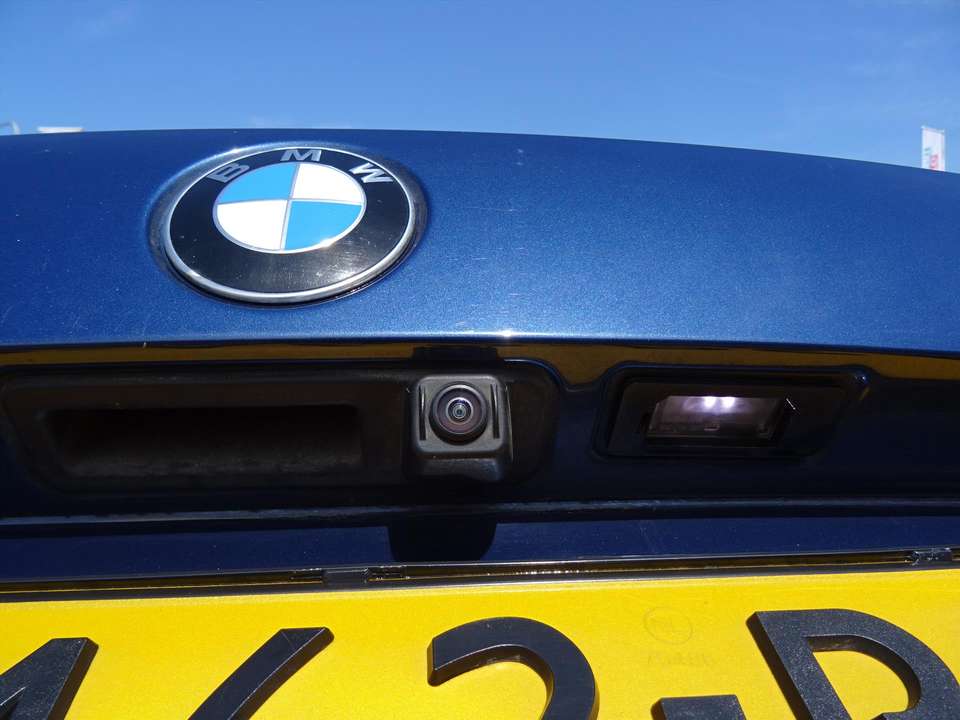 BMW 330 - Imagem 7