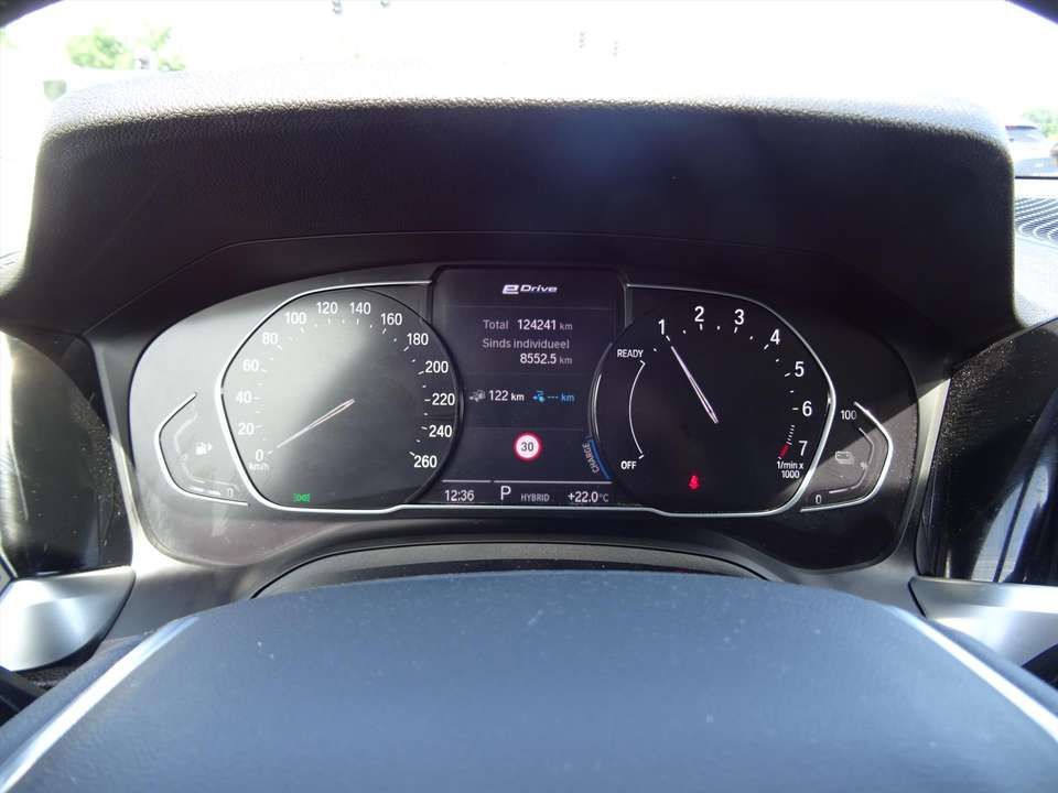 BMW 330 - Imagem 17