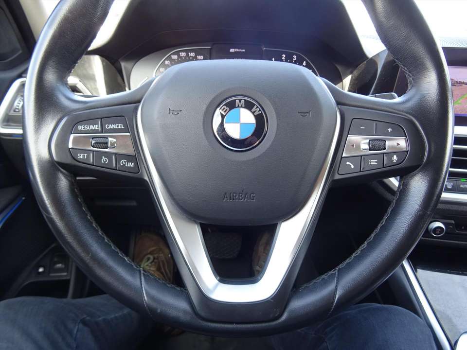 BMW 330 - Imagem 18