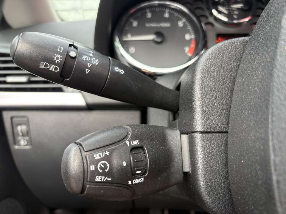 Peugeot 207 - Imagem 19
