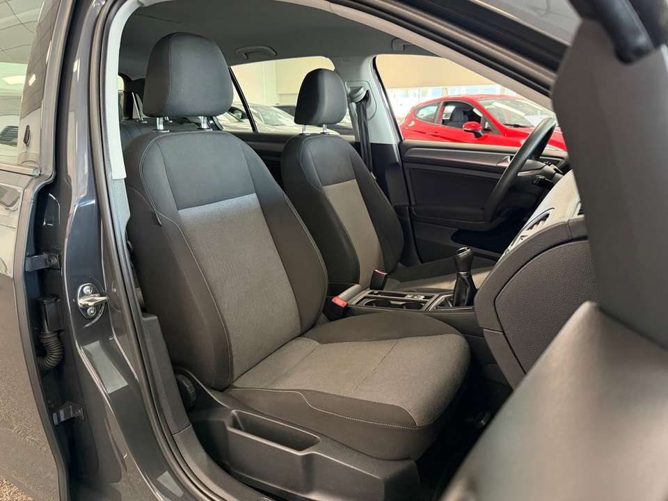 Volkswagen Golf - Imagem 15