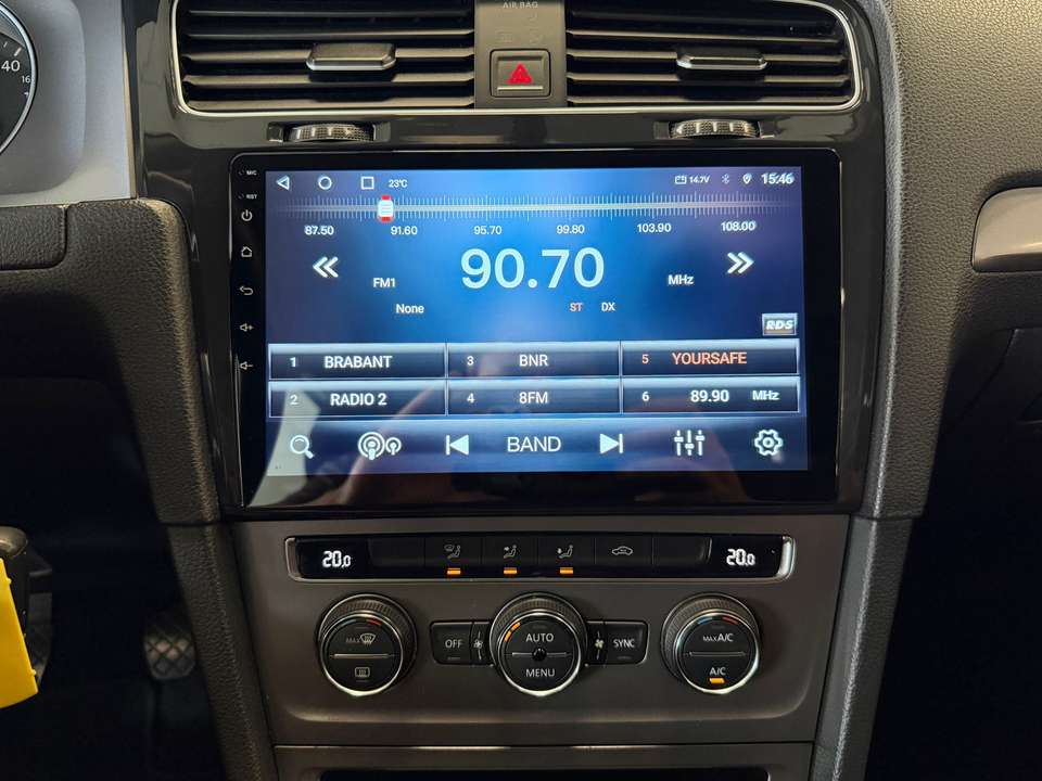 Volkswagen Golf - Imagem 18