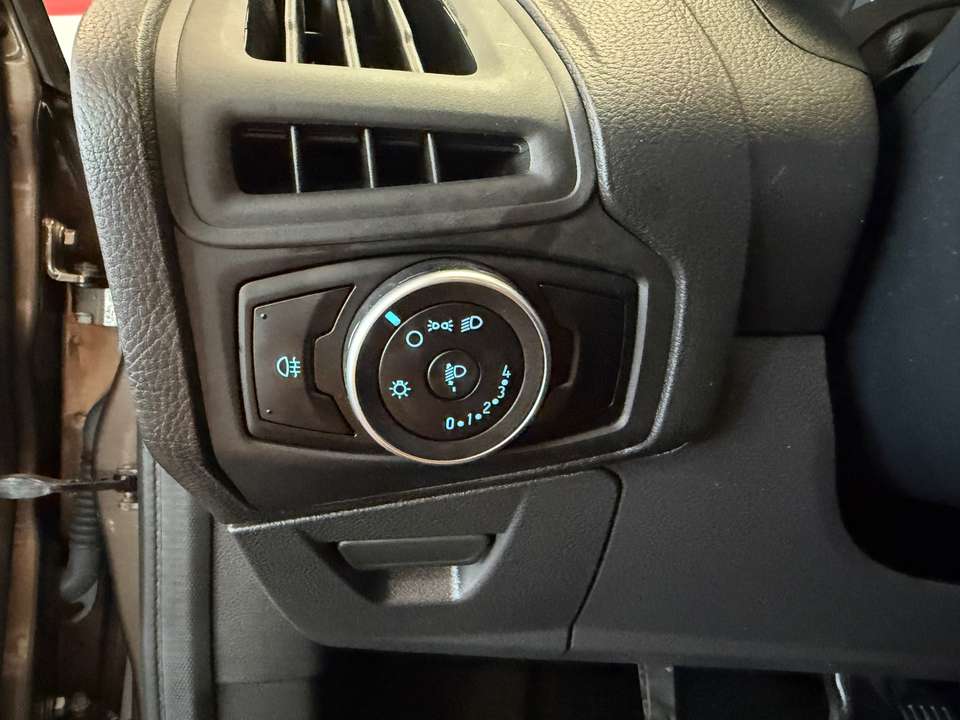 Ford Focus - Imagem 19