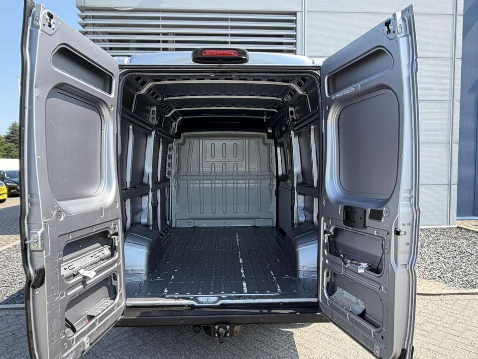 Peugeot Boxer - Imagem 8