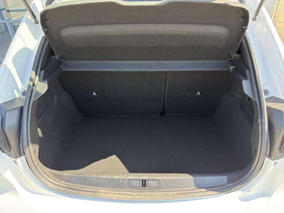 Peugeot 208 - Imagem 9