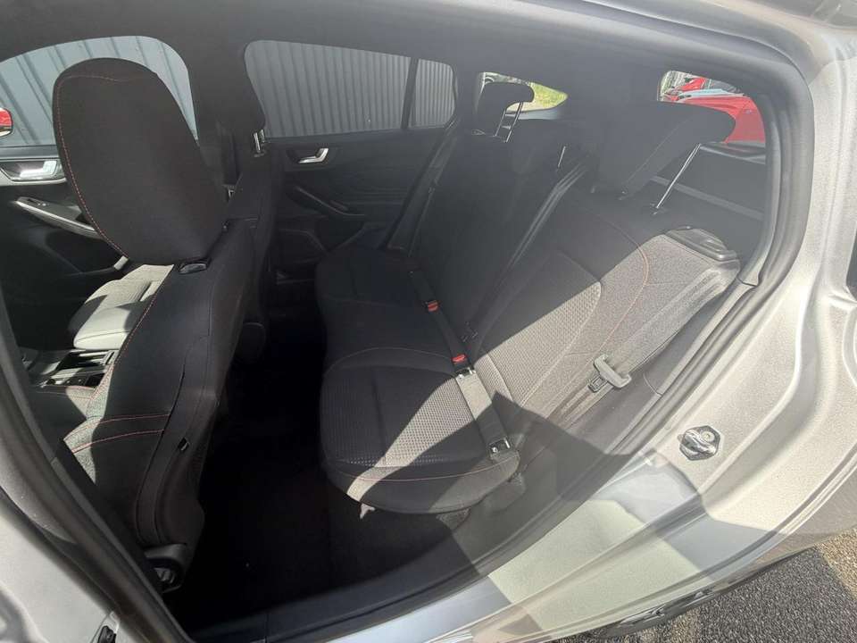 Ford Focus - Imagem 9
