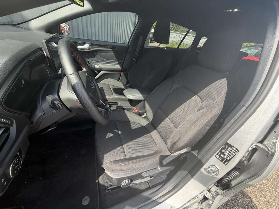 Ford Focus - Imagem 10